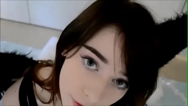 Dark angel alt girl shows all