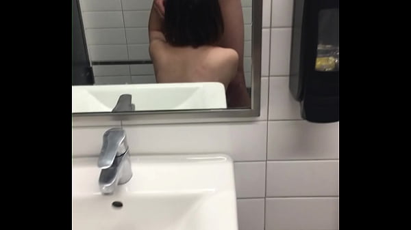 Quick sex at UCSD Geisel library